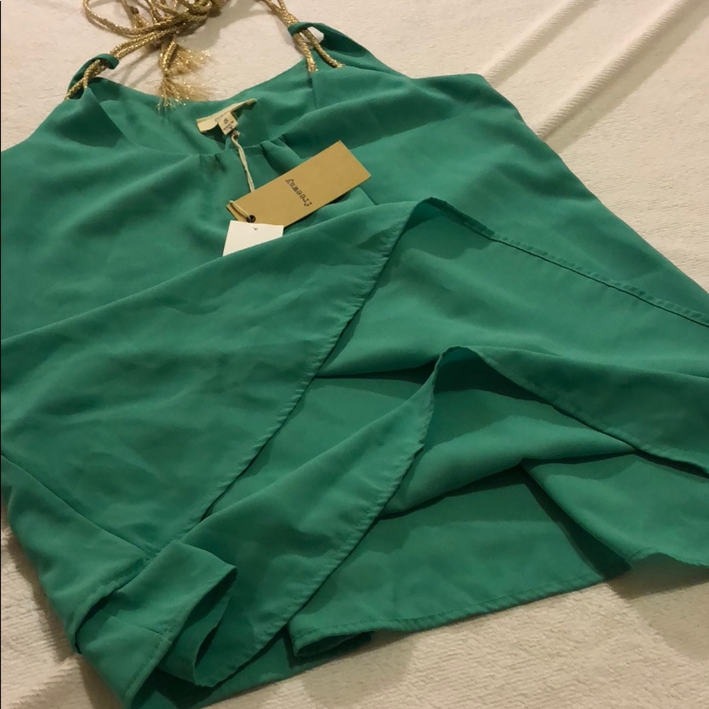 Shirt - Picture 4 of 4